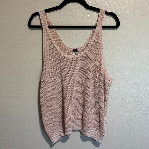 Free People We The Free Knit Tank size medium Measurements - Picture 1 of 7